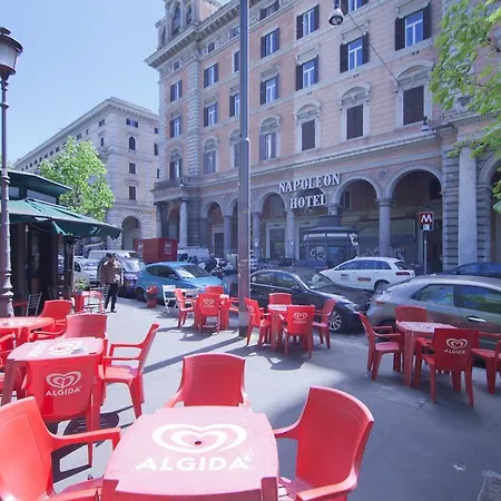 Piazza Vittorio Emanuele II Halldis Apartment Отель *